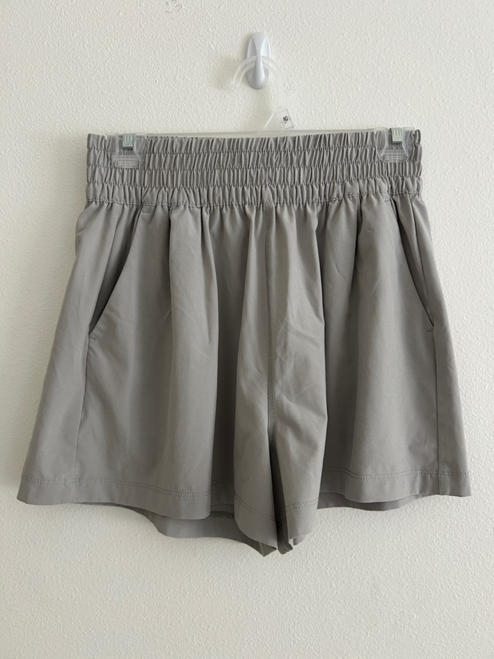 Vuori Villa Travel Athletic Shorts Gray Size Small